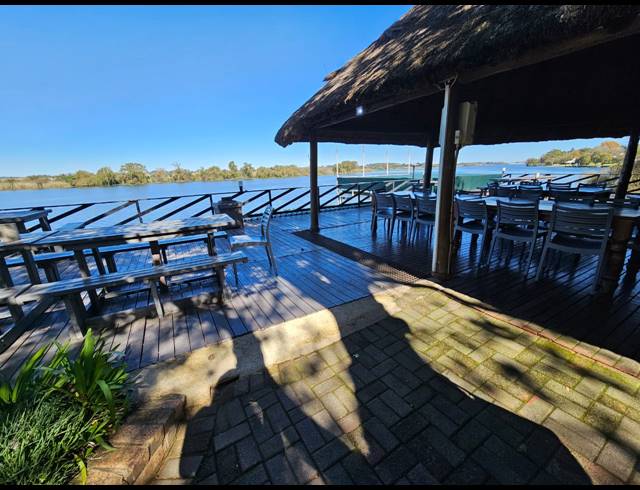 20,235M² OFFICE FOR SALE IN VAALVIEW